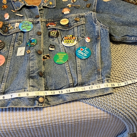 Denim Jean Jacket with Pins - Picture 8 of 8